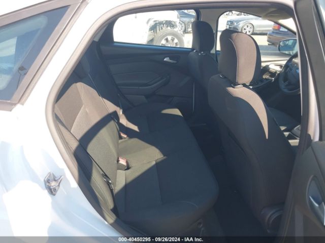 1FADP3F28GL284063 Ford FOCUS SE