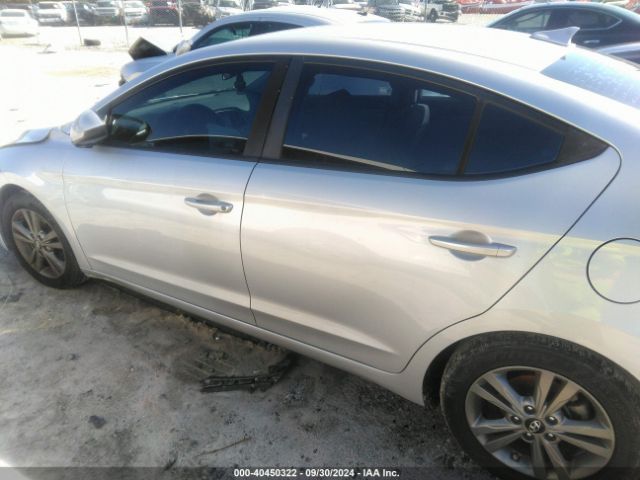 KMHD84LFXJU522366 Hyundai ELANTRA SEL