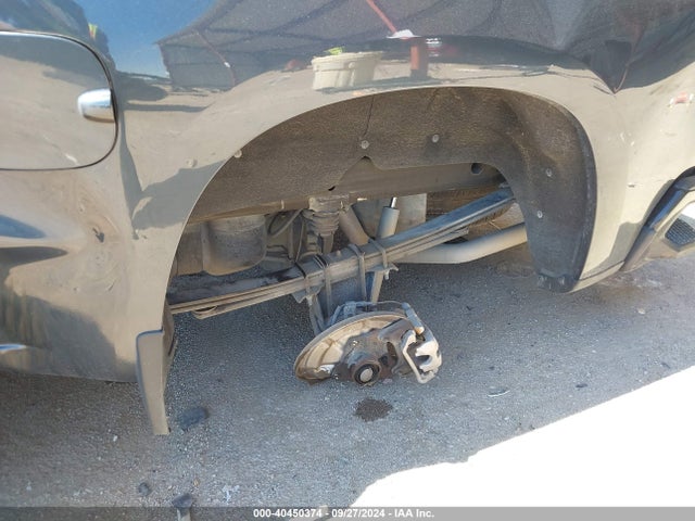 1GCPYFED6KZ426165 Chevrolet Silverado 1500 Lt Trail Boss