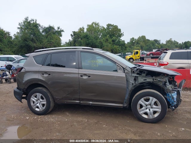 Toyota RAV4 LE 2015 JTMBFREV6FD142273 Image 14