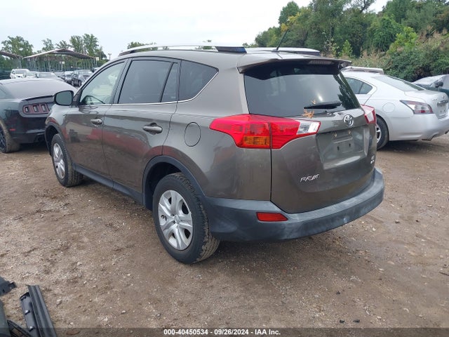 Toyota RAV4 LE 2015 JTMBFREV6FD142273 Image 3
