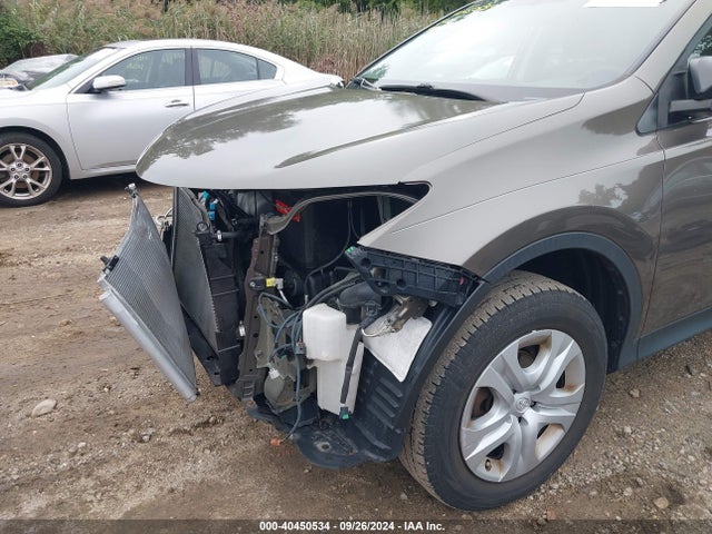 Toyota RAV4 LE 2015 JTMBFREV6FD142273 Image 6