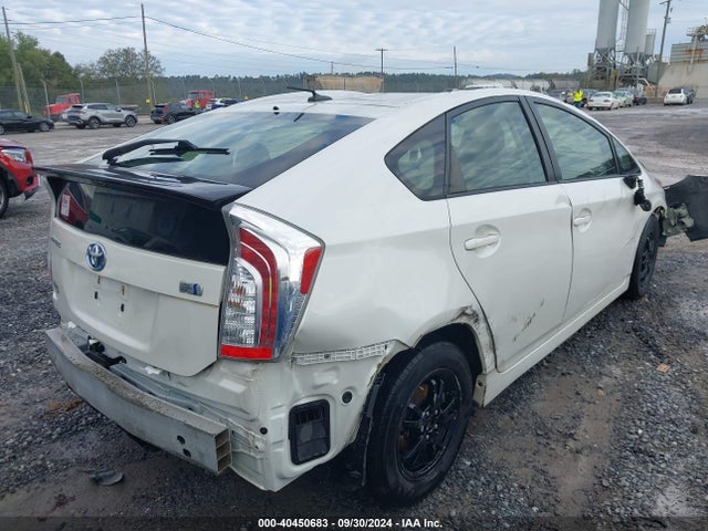 Toyota Prius Three 2015 JTDKN3DUXF0396536 Image 4