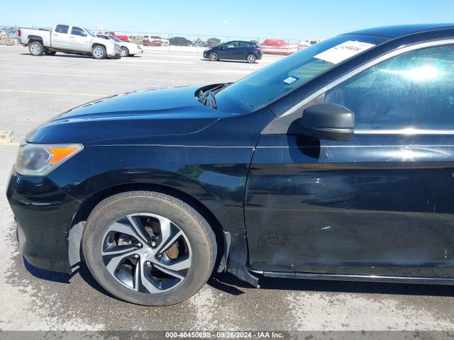 Honda ACCORD LX 2017 1HGCR2F32HA142356 Image 20