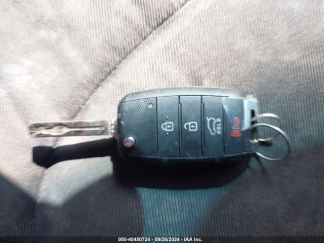 KNDJP3A50G7819085 KIA SOUL +