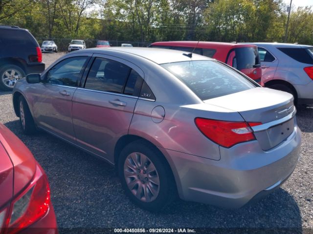 1C3CCBAG8EN171041 Chrysler 200 LX