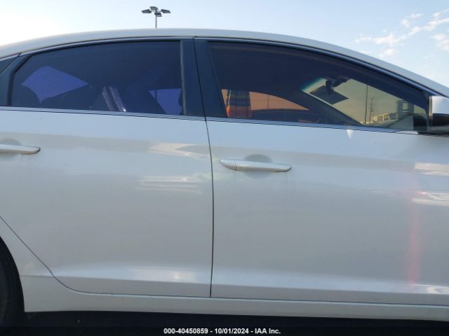 5NPE24AF5HH560993 Hyundai SONATA SE