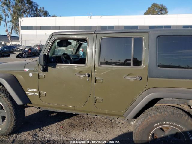 1C4BJWDG3FL761922 Jeep Wrangler Unlimited Sport