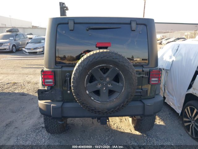 1C4BJWDG3FL761922 Jeep Wrangler Unlimited Sport