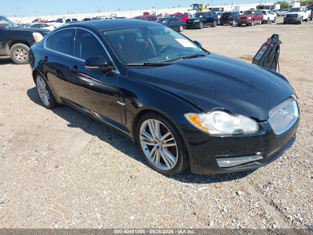 2010 JAGUAR XF SAJWA0HE0AMR68893 Photo 0