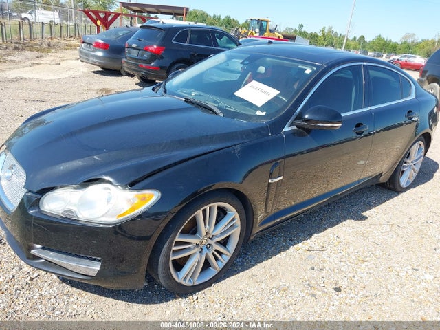 2010 JAGUAR XF SAJWA0HE0AMR68893 Photo 1