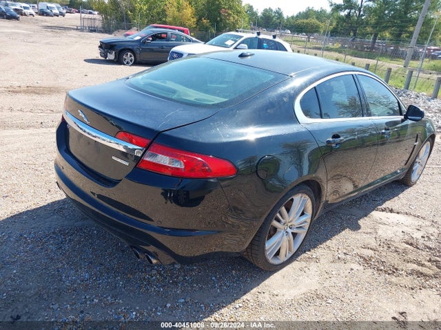 2010 JAGUAR XF SAJWA0HE0AMR68893 Photo 3