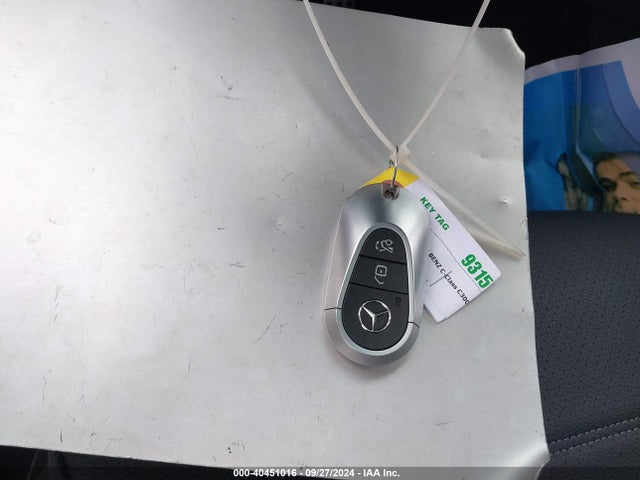 W1KAF4GB3PR126219 Mercedes-Benz C 300 Sedan