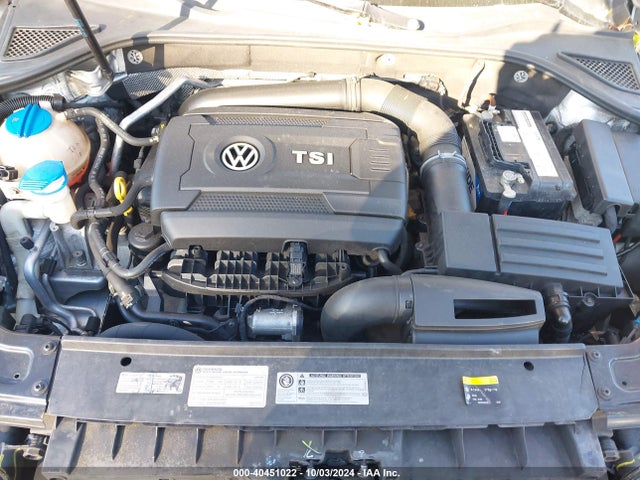 1VWAT7A38GC045318 Volkswagen Passat 1.8t R-line