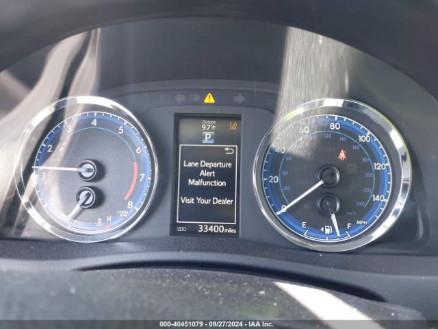 2T1BURHE1KC139113 Toyota Corolla Xse