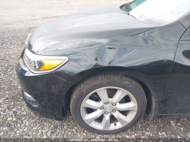 JH4KC1F32EC001095 Acura RLX
