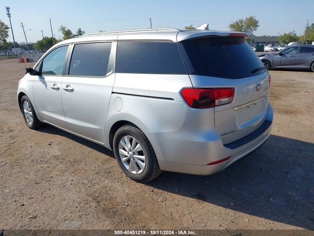 KIA SEDONA LX 2015 KNDMB5C15F6071729 Image 3