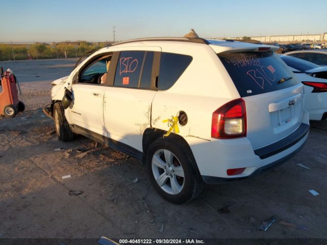 1C4NJCBA8GD742725 Jeep Compass Sport