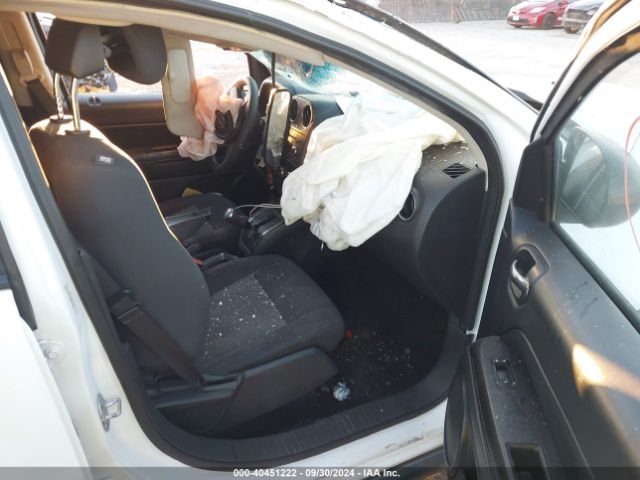 1C4NJCBA8GD742725 Jeep Compass Sport