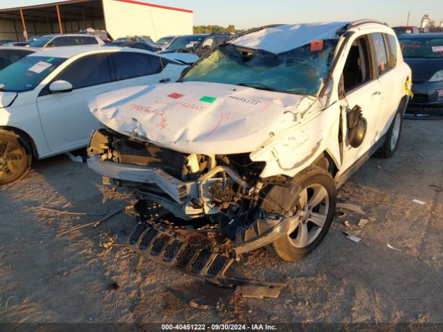 1C4NJCBA8GD742725 Jeep Compass Sport
