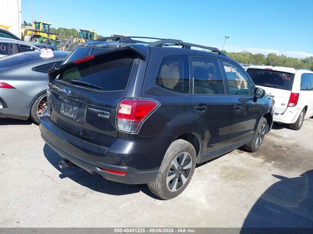 Subaru Forester 2.5i Premium 2017 JF2SJAECXHH809731 Image 4