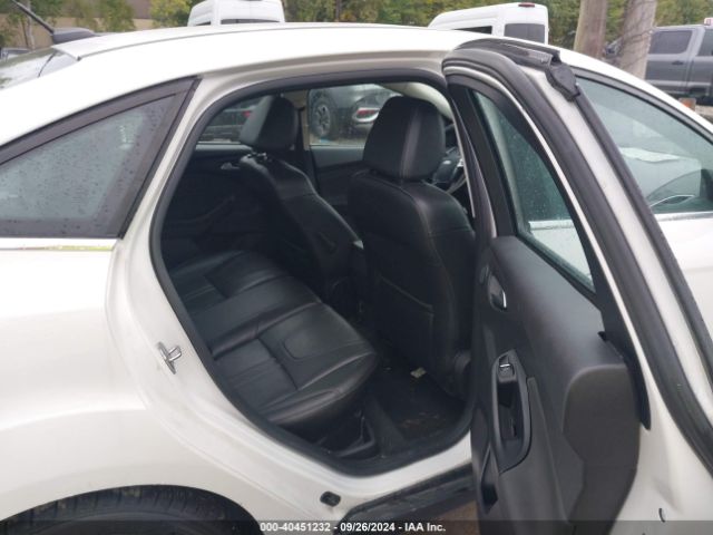 1FADP3J23EL365993 Ford Focus Titanium