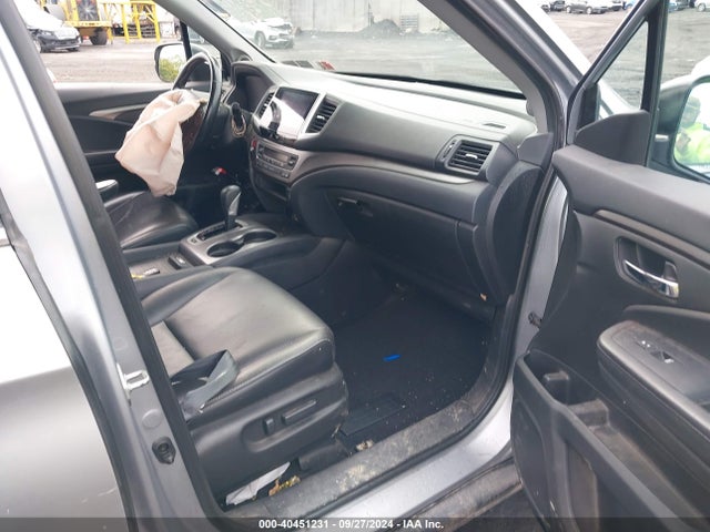 Honda Ridgeline Rtl-t 2019 5FPYK3F64KB022864 Image 5