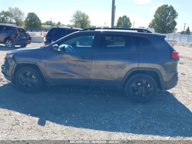 1C4PJLCB4JD551598 Jeep Cherokee Latitude Fwd