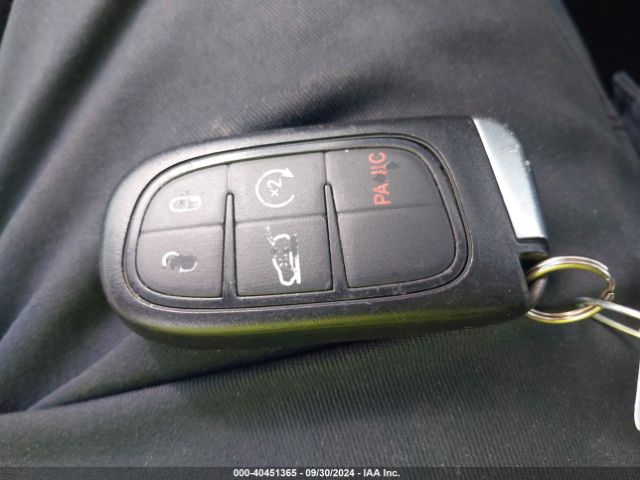 1C4PJLLB1JD552143 Jeep Cherokee Latitude Plus Fwd