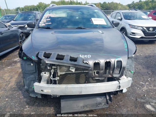 1C4PJLLB1JD552143 Jeep Cherokee Latitude Plus Fwd