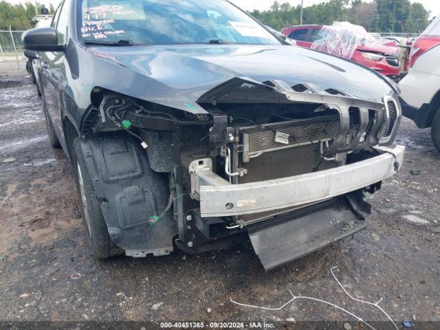 1C4PJLLB1JD552143 Jeep Cherokee Latitude Plus Fwd