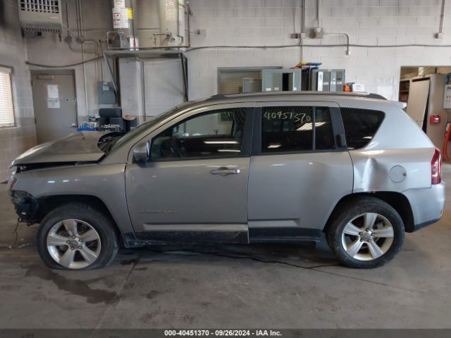 1C4NJCEB2ED831398 Jeep Compass Latitude