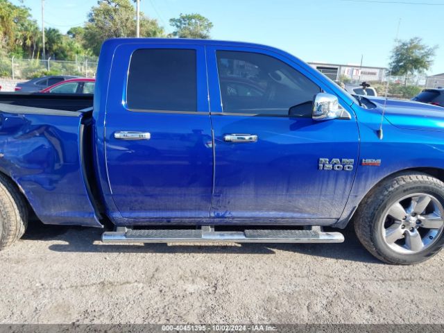 1C6RR6FT6JS305470 RAM 1500 Express Quad Cab 4x2 6'4 Box