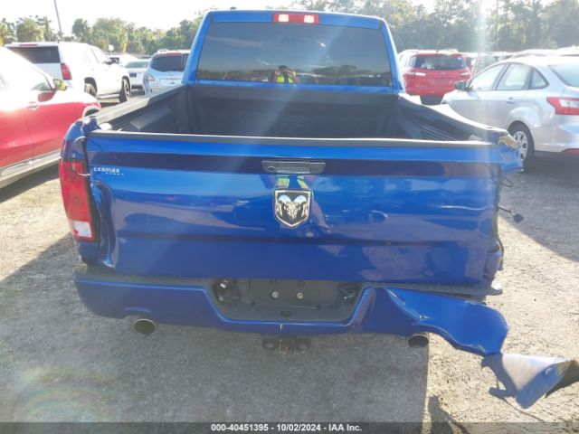 1C6RR6FT6JS305470 RAM 1500 Express Quad Cab 4x2 6'4 Box