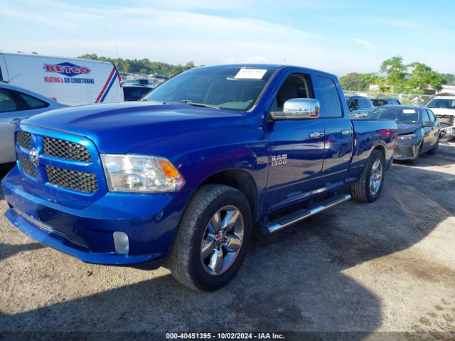 1C6RR6FT6JS305470 RAM 1500 Express Quad Cab 4x2 6'4 Box