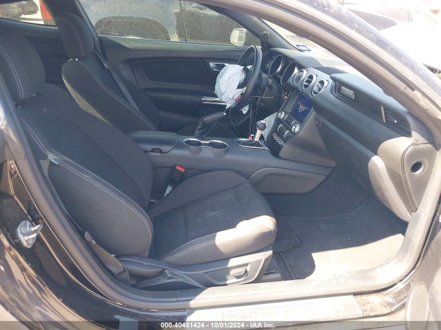 Ford Mustang Ecoboost Fastback 2021 1FA6P8TH3M5138779 Image 5