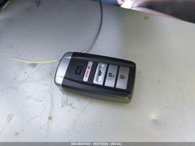 19UDE2F34NA002532 Acura Ilx Standard