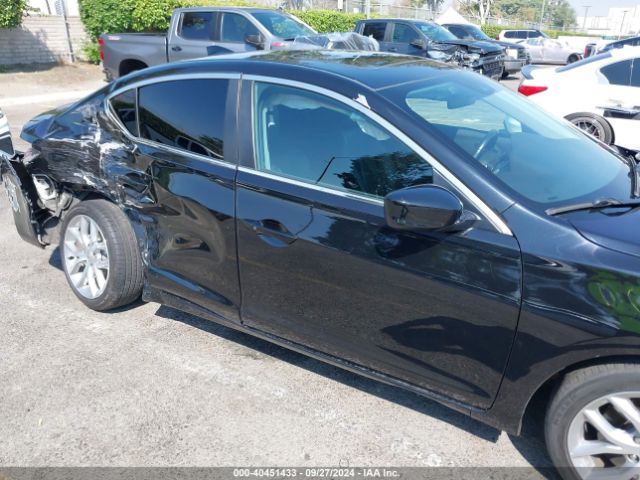 19UDE2F34NA002532 Acura Ilx Standard