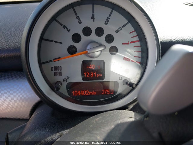2010 MINI COOPER S WMWMF7C51ATZ71215 Photo 6