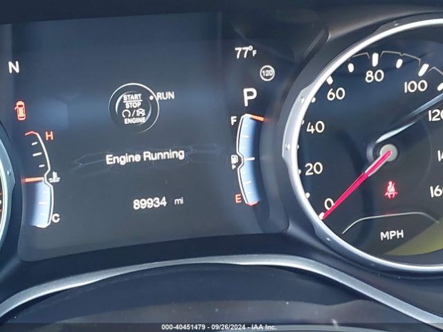 3C4NJDCB9JT340985 Jeep Compass Limited 4x4