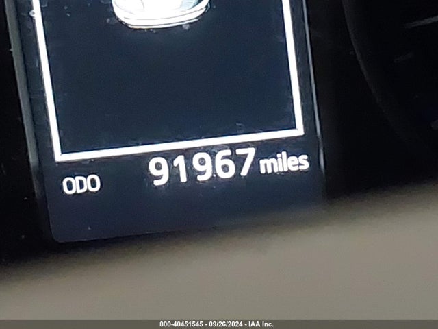 Toyota RAV4 LE 2017 JTMBFREV8HD221236 Image 16