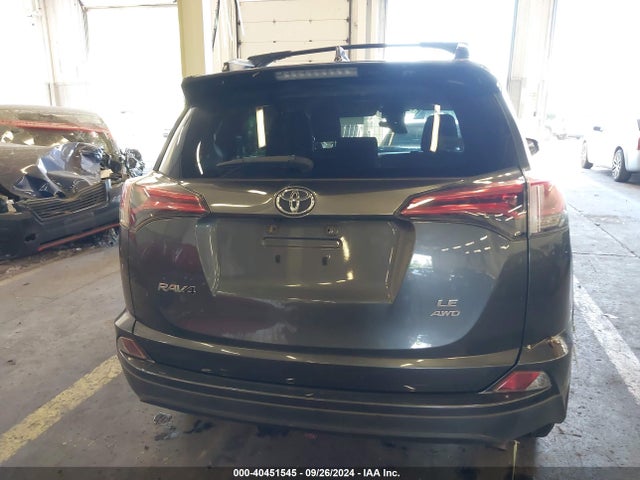 Toyota RAV4 LE 2017 JTMBFREV8HD221236 Image 17