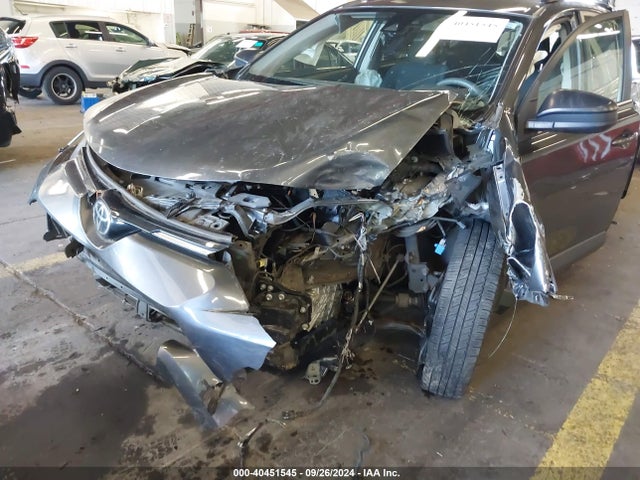 Toyota RAV4 LE 2017 JTMBFREV8HD221236 Image 6