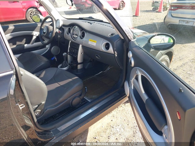 2004 MINI COOPER WMWRC33404TJ55888 Photo 4