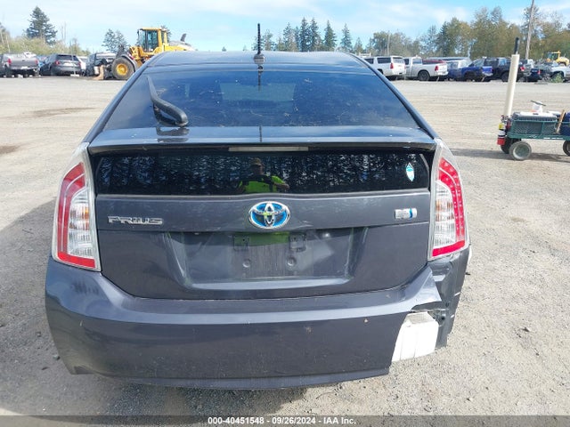 Toyota Prius Three 2014 JTDKN3DU3E0388891 Image 17