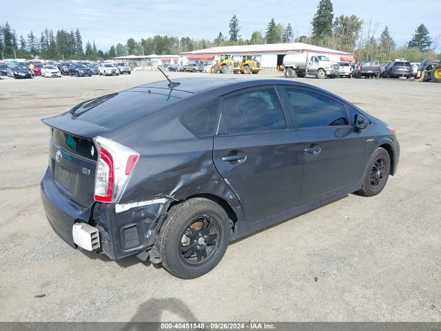 Toyota Prius Three 2014 JTDKN3DU3E0388891 Image 4