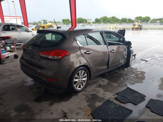 KNAFX5A86E5160799 KIA Forte 5-door Ex