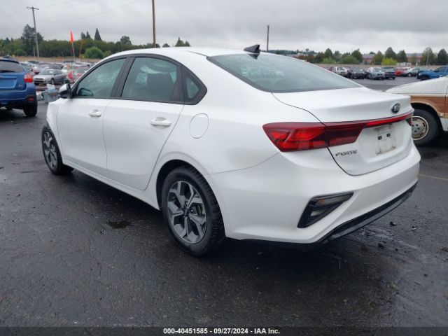 3KPF24AD7ME375488 KIA Forte Lxs