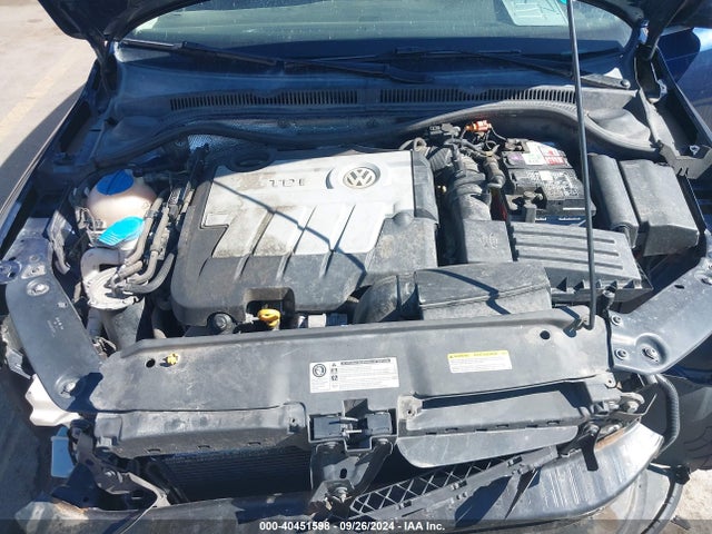3VWLL7AJ3EM388640 Volkswagen Jetta 2.0l Tdi
