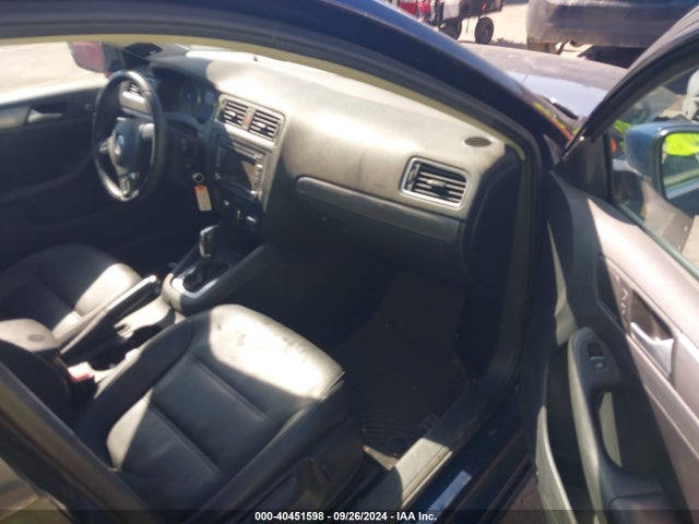3VWLL7AJ3EM388640 Volkswagen Jetta 2.0l Tdi